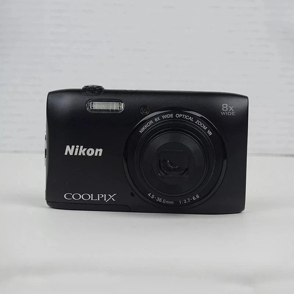 Nikon COOLPIX 8x Wide Black Camera